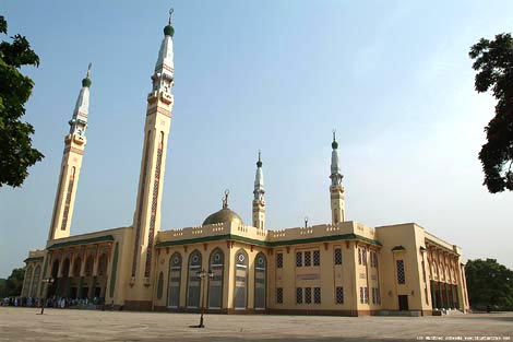 Mosquée Fayçal - Crédit photo: visionguinee.org